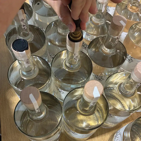 Distilled Gin 44%, die "10 Jahre Fuxbau" Edition