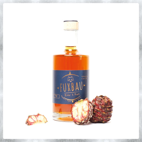 Rum X Zirbe 42%, das Beste aus drei Welten